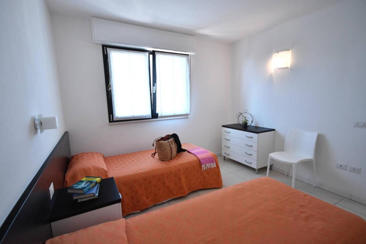 Aparthotel Alessandria Lignano Sabbiadoro Esterno foto